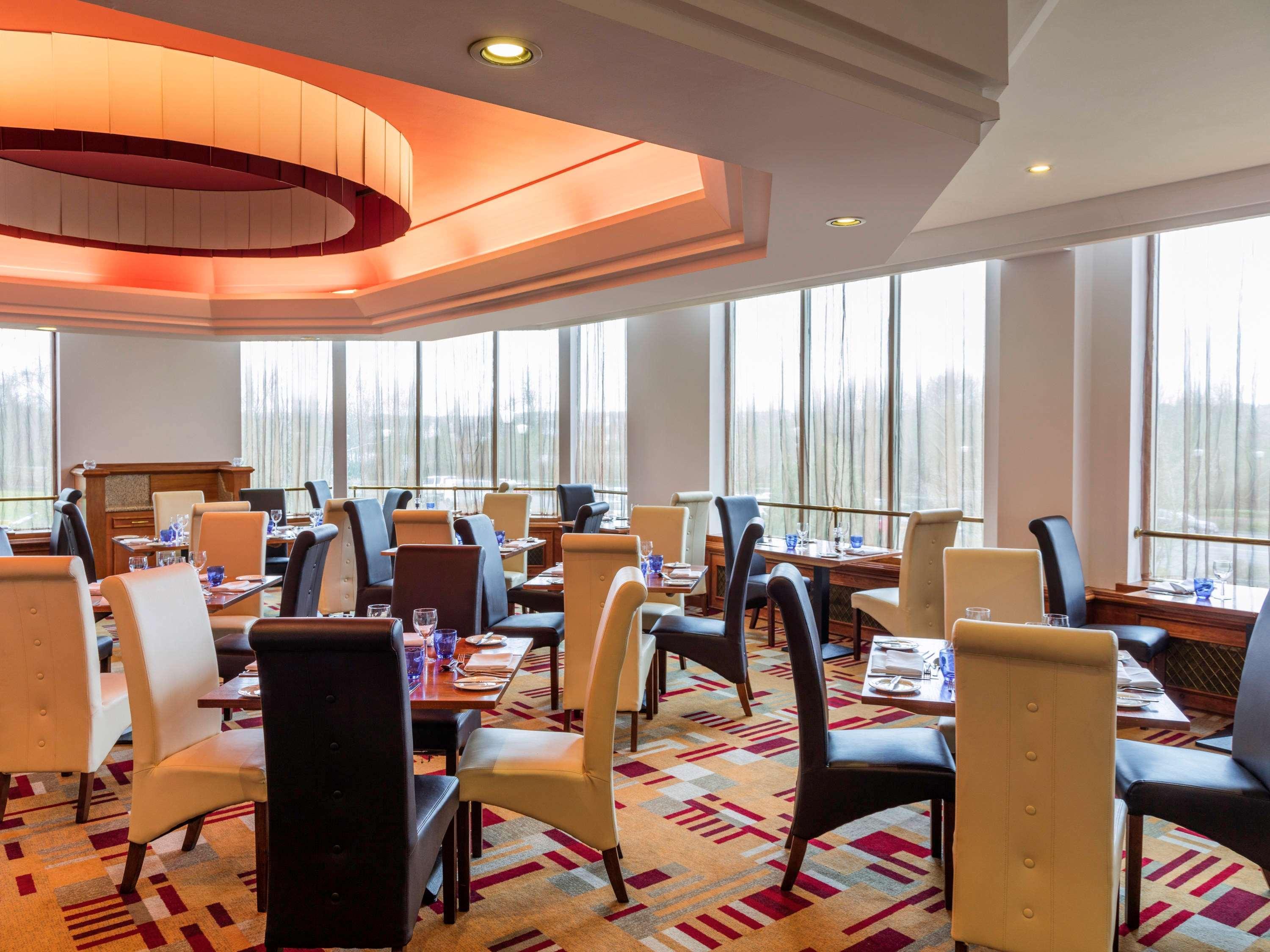 Mercure Daventry Court Hotel Exterior photo