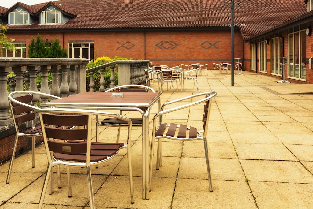 Mercure Daventry Court Hotel Exterior photo