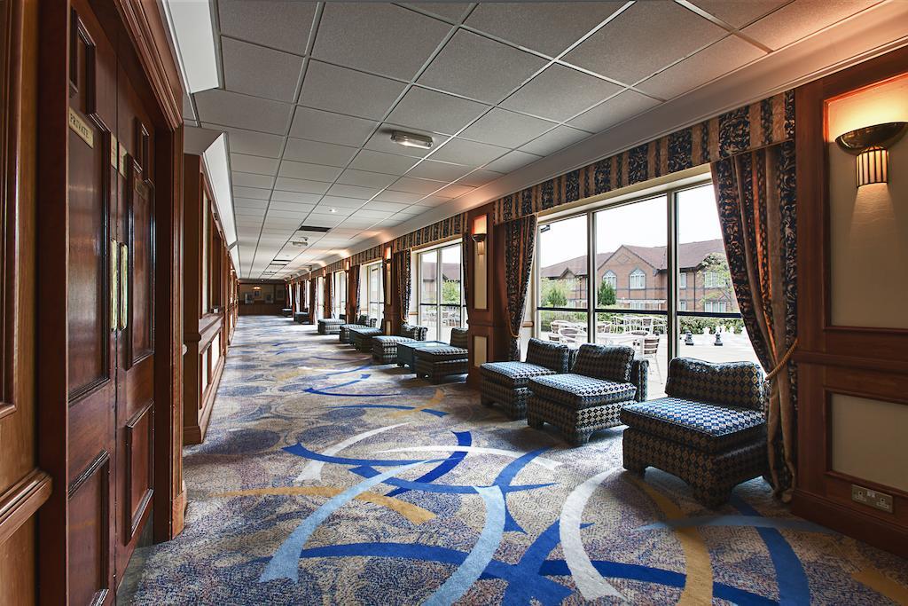 Mercure Daventry Court Hotel Exterior photo